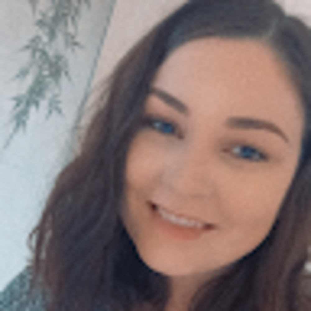 Meet your Posher, Chloé